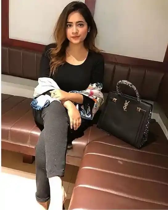 model Call Girls in Gwalior